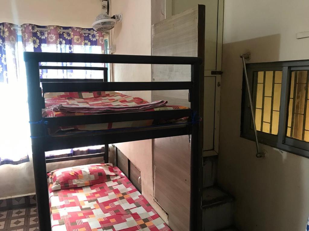Care Dormitory Mumbai  Buitenkant foto