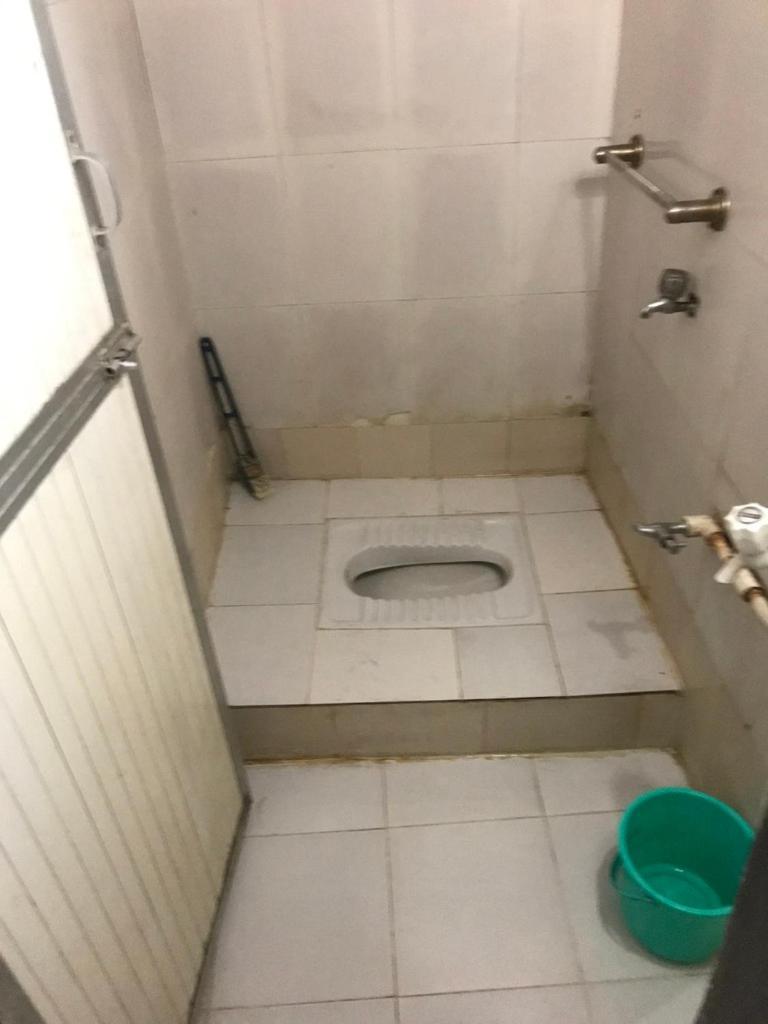 Care Dormitory Mumbai  Buitenkant foto